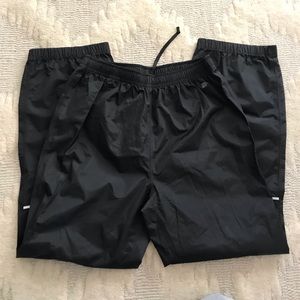 10 yr old kid Patagonia rain pants
